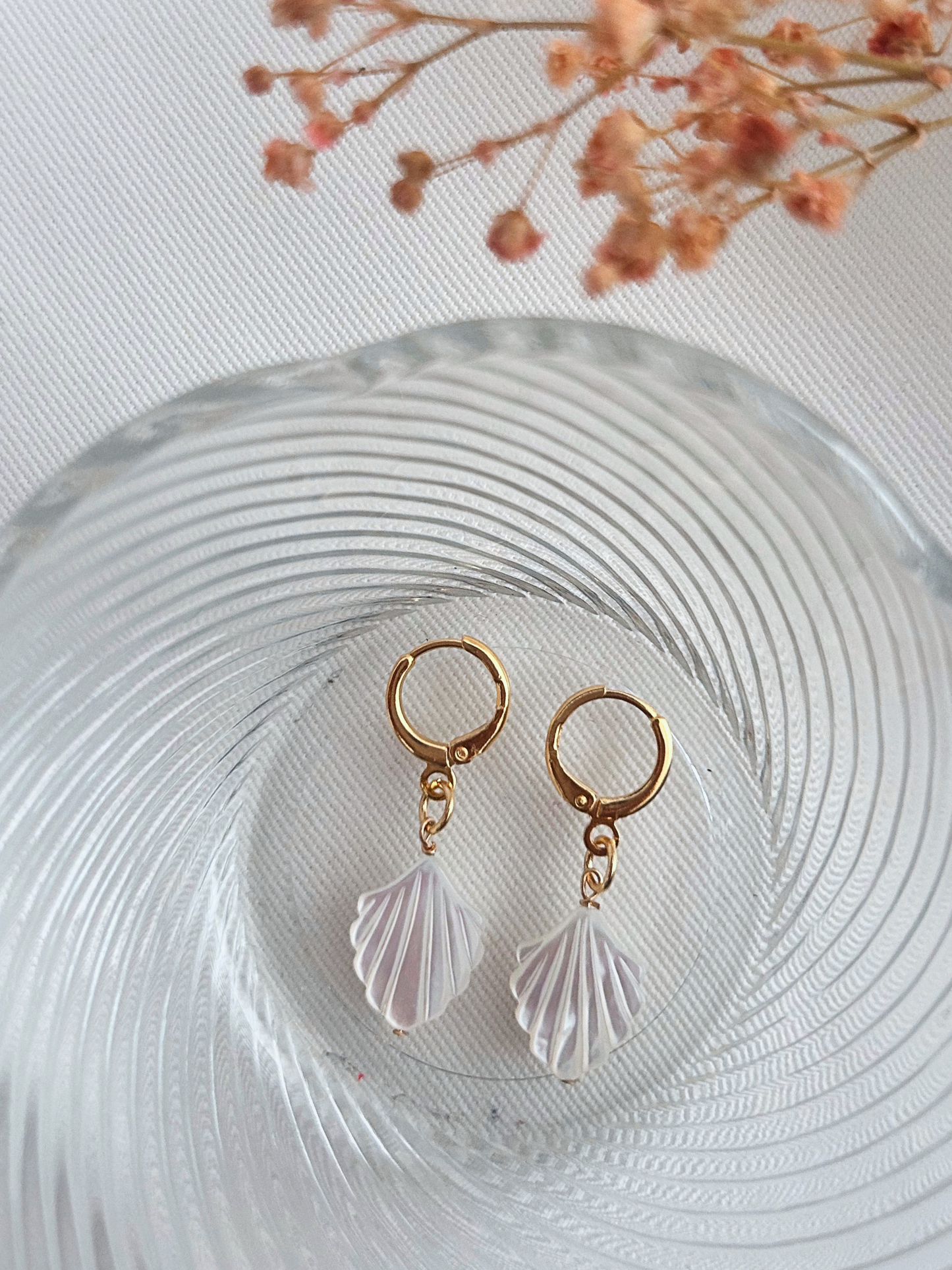 SHELL earrings