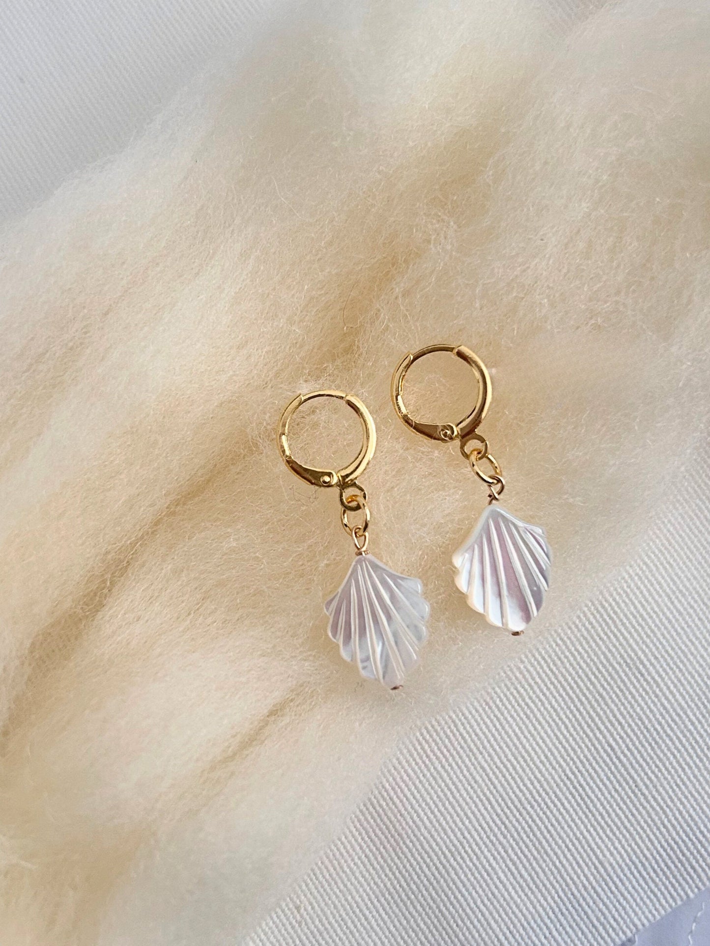 SHELL earrings